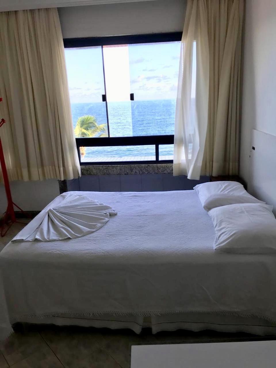 Flat Na Barra Aparthotel Salvador Exterior photo